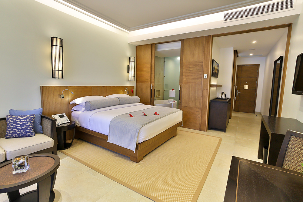SavoyResort&Spa_StandardRoom_Bedroom (7).jpg